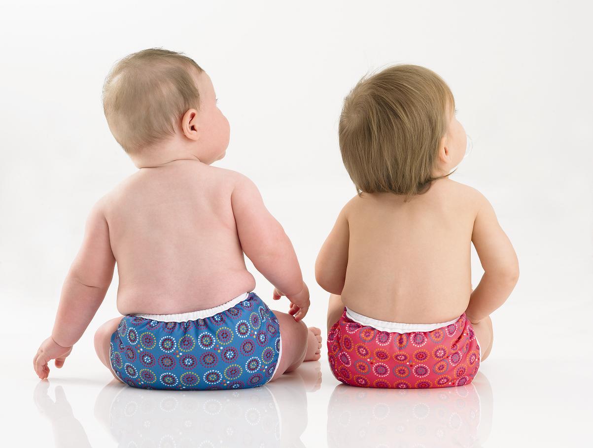 Disposable versus reusable diapers